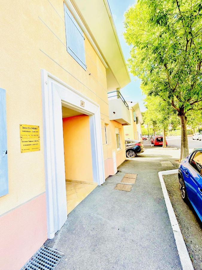Studio Le Pradet Exterior photo